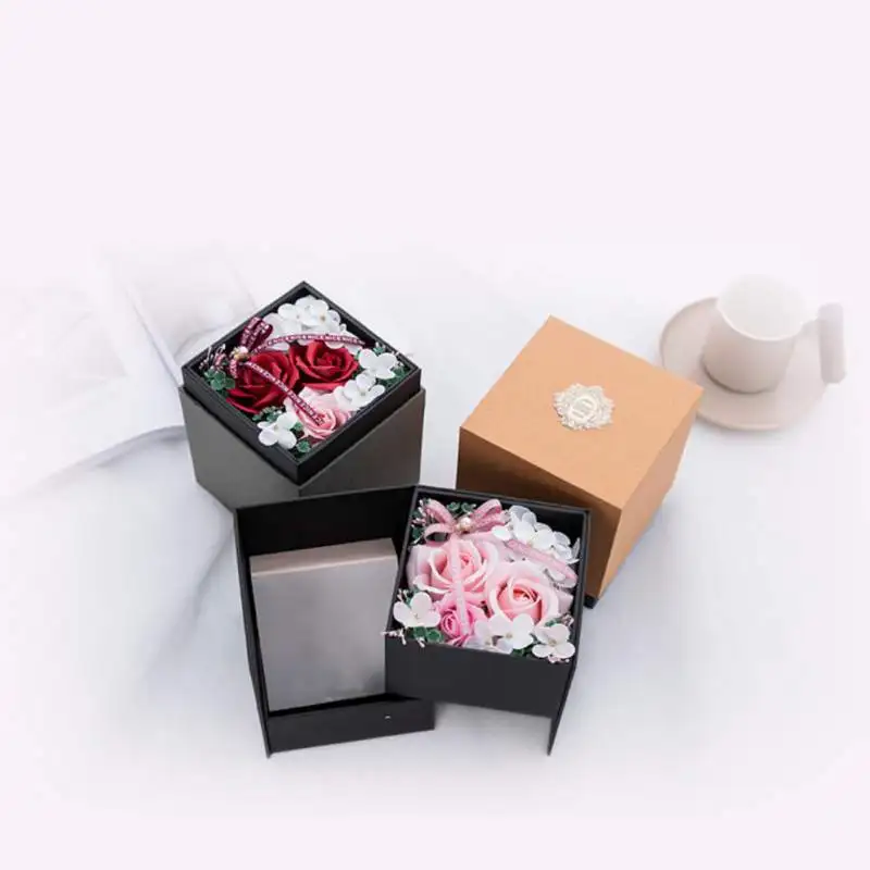 

Romantic Artificial Rose Bouquet Soap Flower With Beautiful Gift Box For Decoration