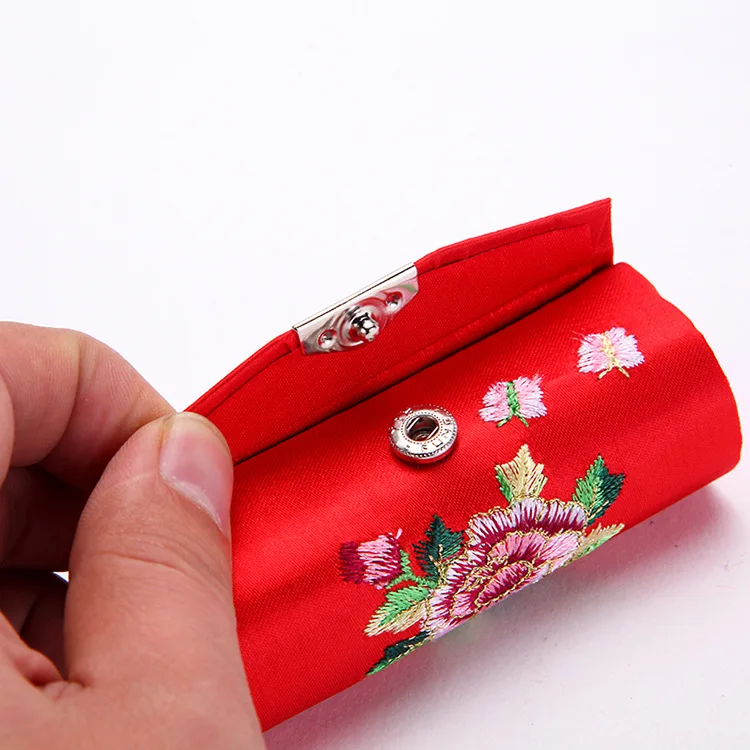 

Yiwu Jewlery Box Manufacturers Direct Selling Top Grade Delicacy Makeup Embroidery Three-piece Set Currently Available Supply