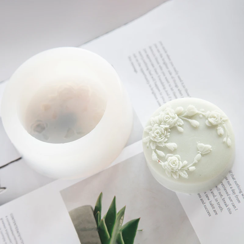 Stampo Artigianale In Silicone Per Sapone E Artigianato - Forma Di Rosa Media/Grande, Oggetto Riprodotto 7,5x8,4 Cm, Resistente Da -50° A +180°