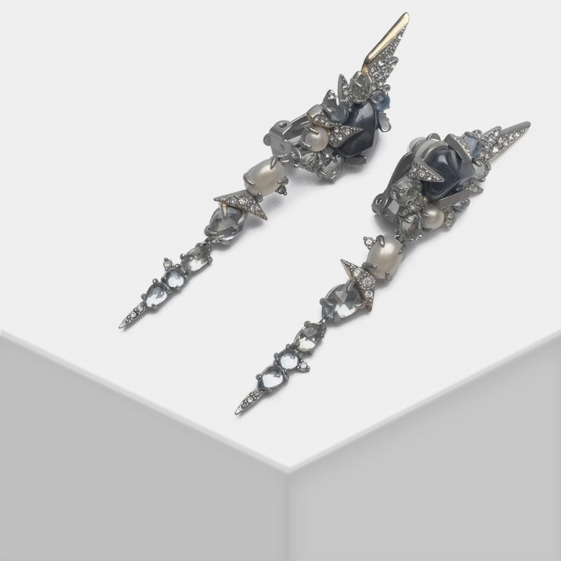 

Geometric pendant design retro shiny clip earrings