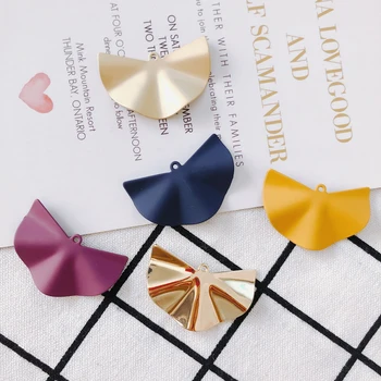

4 pieces / batch alloy irregular triangle K gold earrings jewelry accessories supply stainless steel jewelry DIY jewelry othe