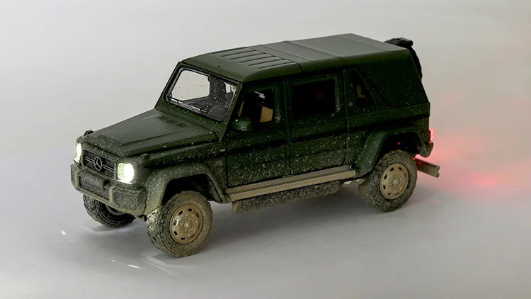 Горячая масштаб 1:32 колеса литой автомобиль военный внедорожник benz Maybach G650 металлическая модель с светильник со звуком вытяните назад автомобиль игрушки из сплава