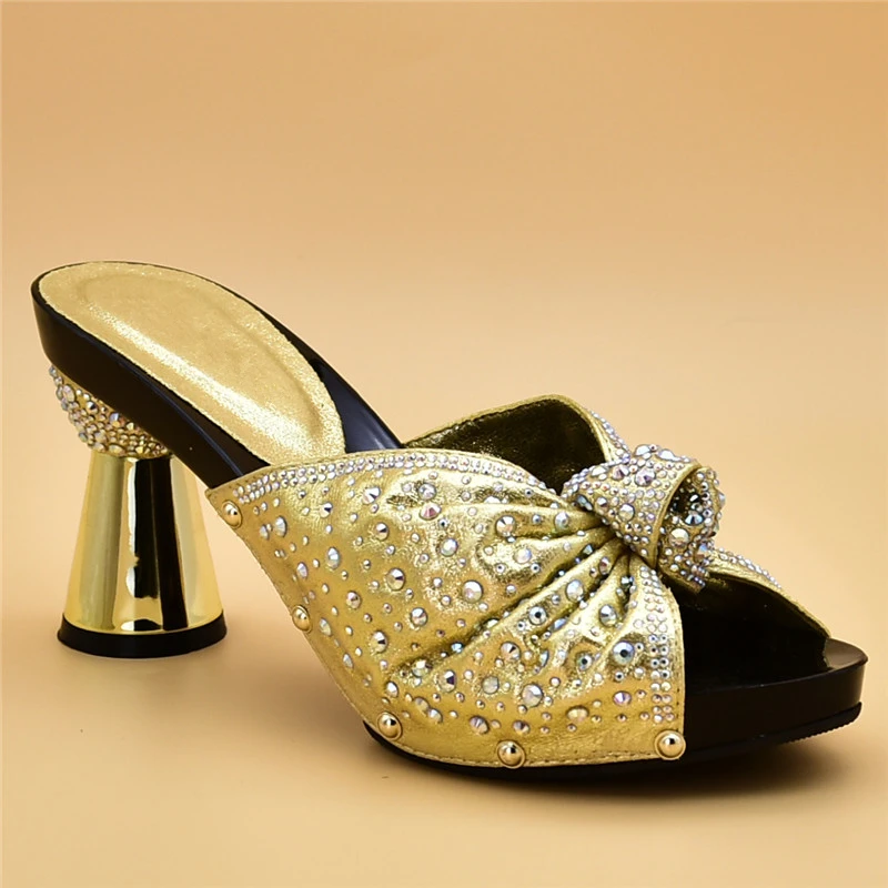 Комплект из туфель и сумочки в итальянском стиле, для вечерние в Для женщин, комплект из туфель и сумочки в тон, украшенные Стразы дизайнерская женская обувь роскошные - Цвет: Gold shoes only