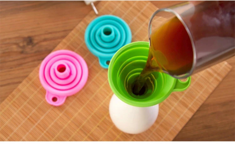 1Pcs Mini Silicone Gel Foldable Collapsible Style Funnel Hopper Kitchen Cooking Tools Accessories Kitchen Gadgets