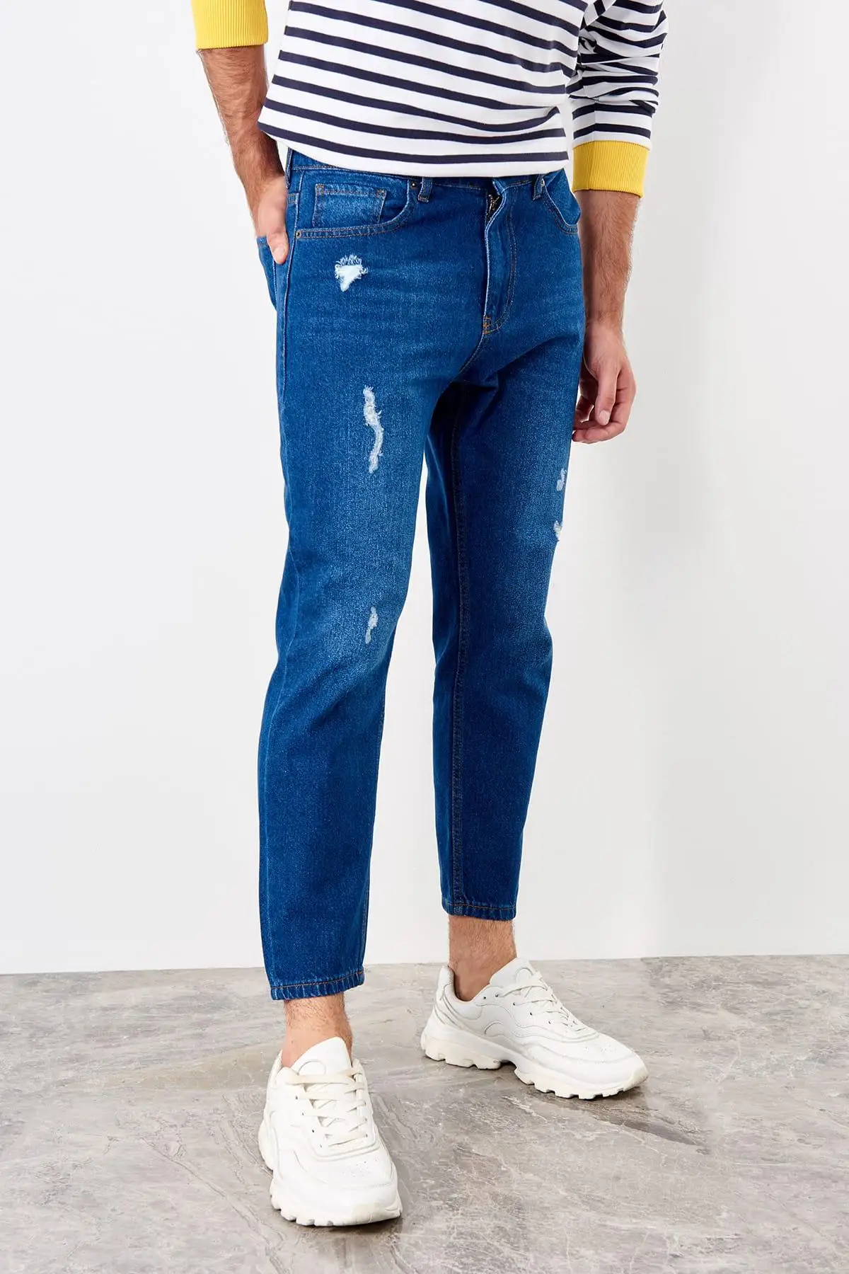 Trendyol Индиго мужские джинсы для отдыха TMNSS19KE0001