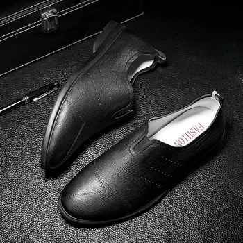 

Casual shoes men's hot selling new head leather breathable light bean shoes indestructible set of feet low help men's shoes big