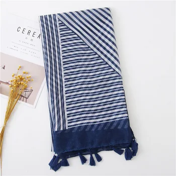 

2020 New style Lady Tassels Scarf Ethnic-Style Cotton Shawl stripe Print Headscarf Autumn and winter Women's Beach Blanket Scarf