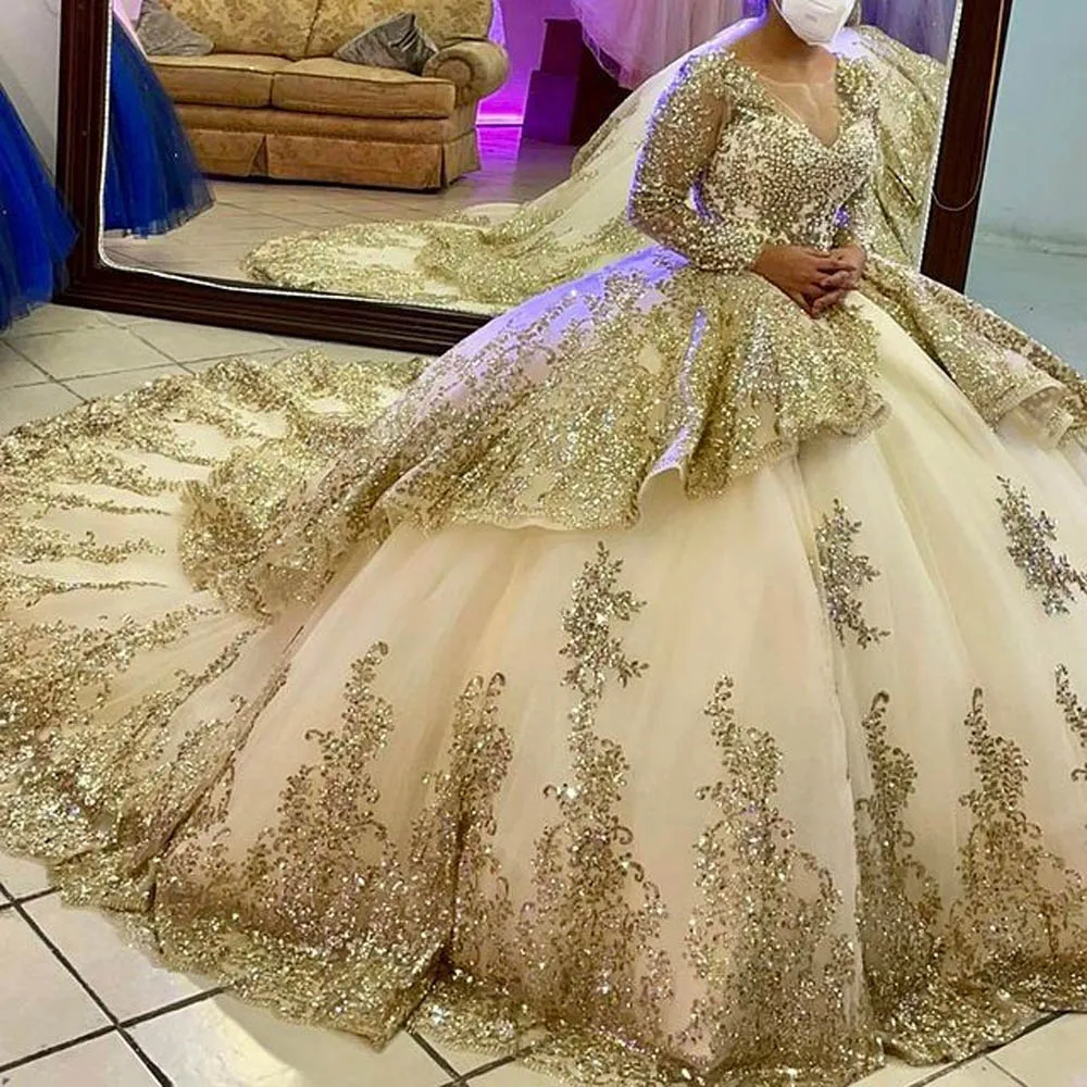 Abiti Quinceanera oro champagne manica lunga abito da ballo ragazze principessa raso Prom Masquerade dolce 16 abiti per 15 anni