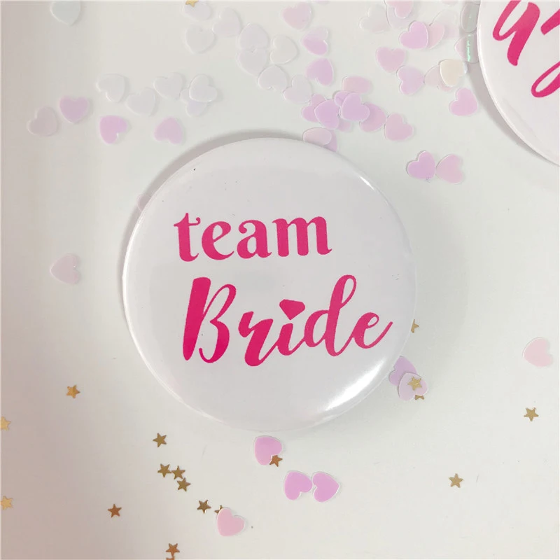 10pcs Novelty Team Bride Badge Bachelorette Party Favors Bride To Be Wedding Party Favor Supplies Hen Night Decor - Цвет: team bride