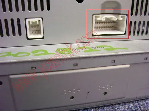 HTB10XMUKeuSBuNjy1Xcq6AYjFXaN