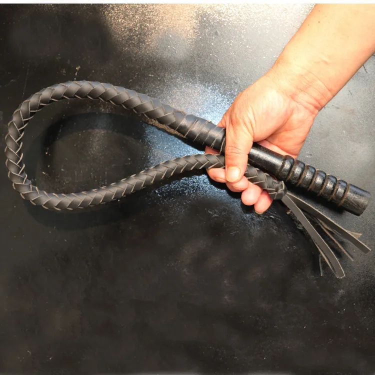 whip wood handle Чистая воловья кожа, кнут, для верховой езды, танец, Самозащита, кнут, боевое искусство, кнут, реквизит для фильмов - Цвет: whip wood handle