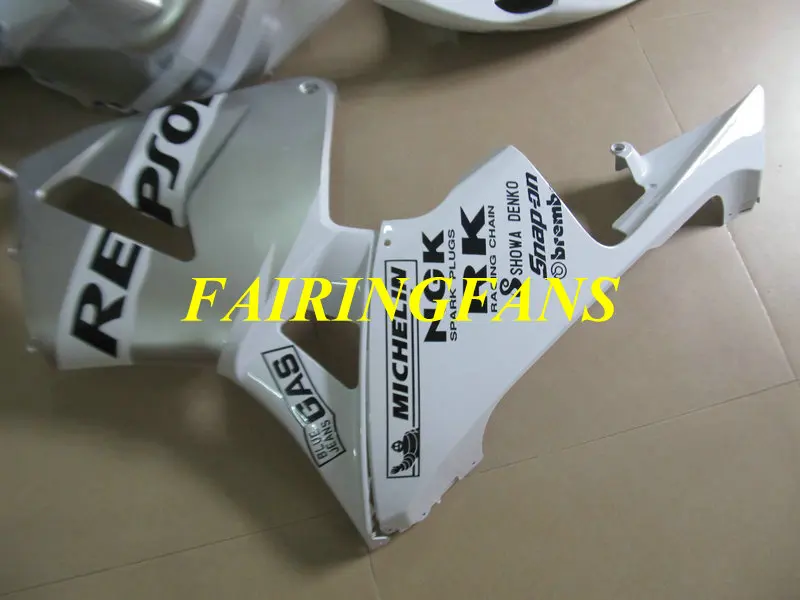 Инжекторный комплект для HONDA CBR600RR F5 05 06 CBR 600 RR CBR 600 RR CBR 600 2005 2006 белого и серебристого цвета Обтекатели+ подарки HG35