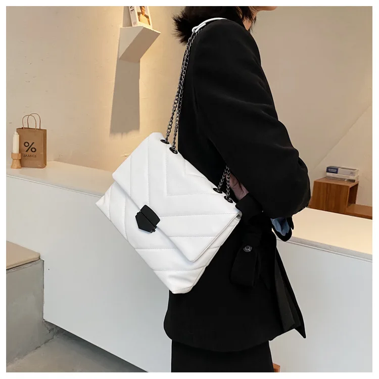 Chain Design Pu Leather Crossbody Bags for Women 2021 Trend Embroidery Thread Shoulder Bag Female Branded Trending Handbags Chain Design Pu Leather Crossbody Bags for Women 2021 Trend Embroidery Thread Shoulder Bag Female Branded Trending Handbags