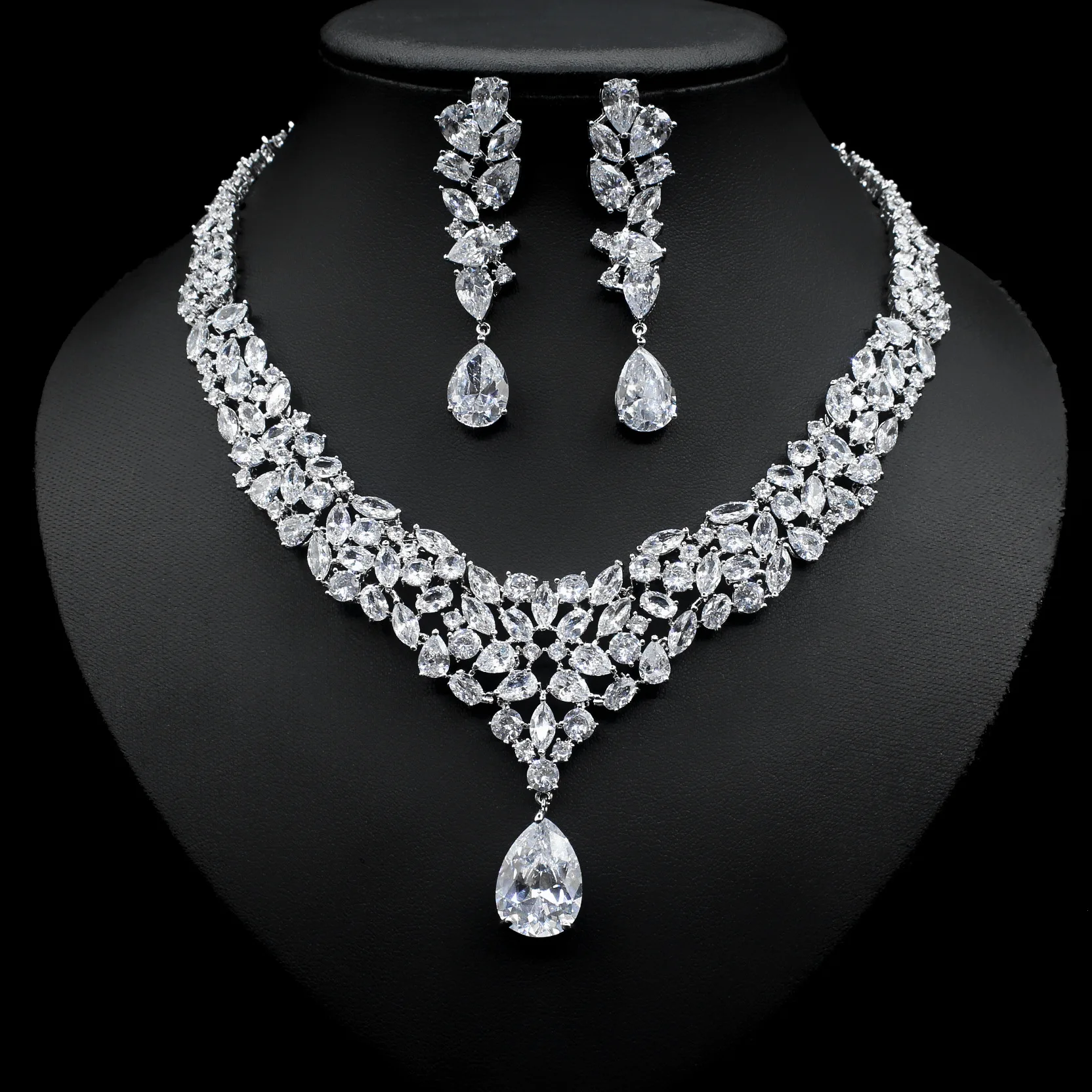 

14K White Gold Water Drop Lab Diamond Jewelry set Party Wedding Earrings Necklace For Women Bridal sets Engagement Jewelry Gift