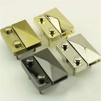 

Metal Locks Buckles Handbag Bag Hardware Snaps Clasp Closure Accessories Spring Lock Snap Leathercraft Craft 44x35mm 2PCS