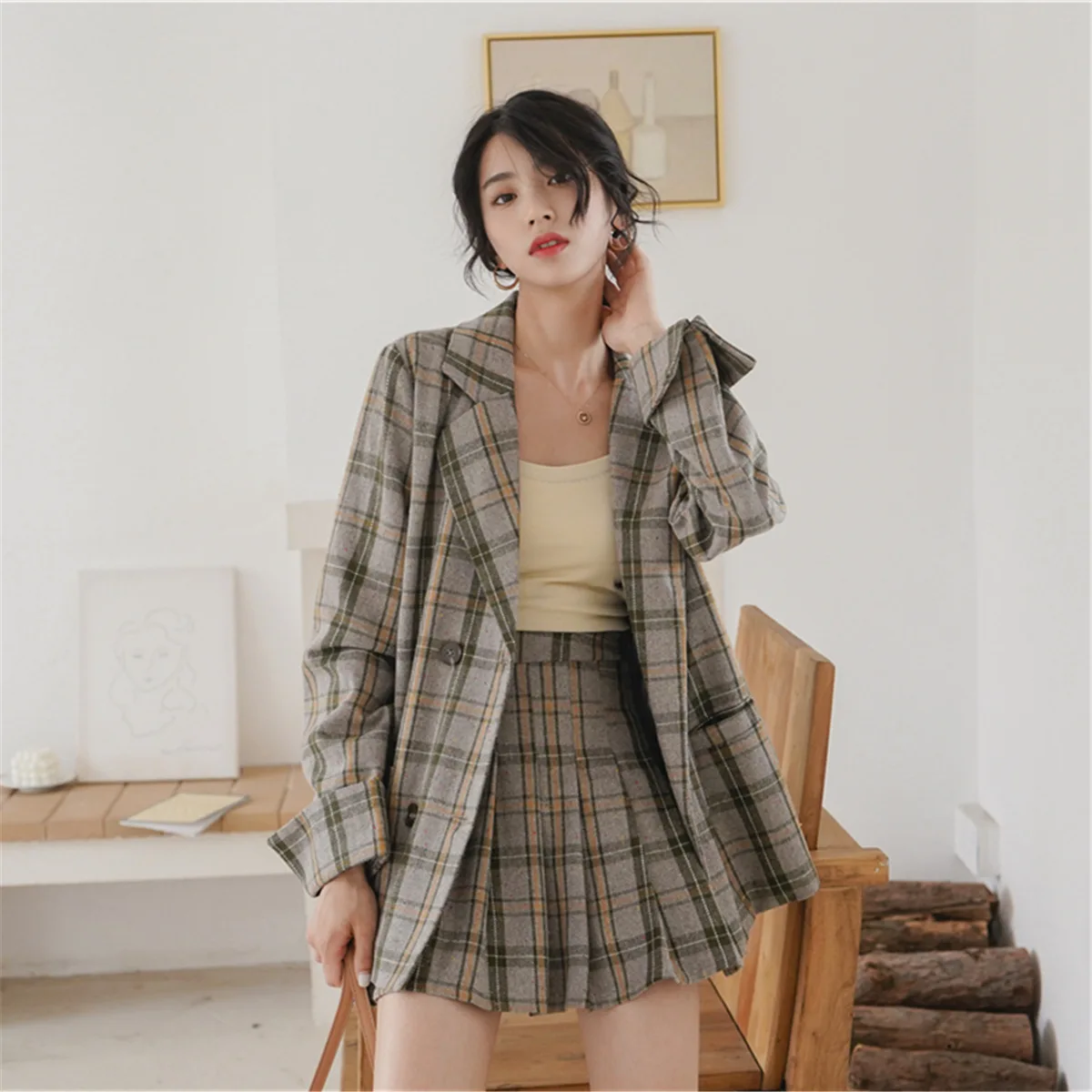 Autumn Korean-style Simple Hong Kong Style Elegant Non-mainstream Retro Plaid Suit Jacket+ Pleated Skirt Short Skirt Two-P