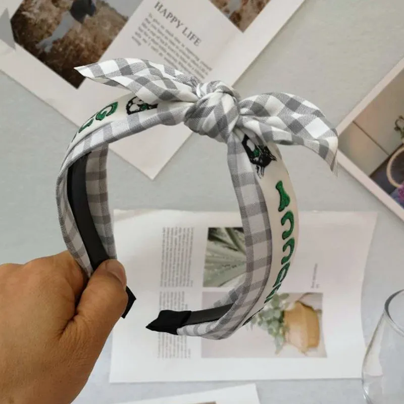 10175204032_1325823027 (1)