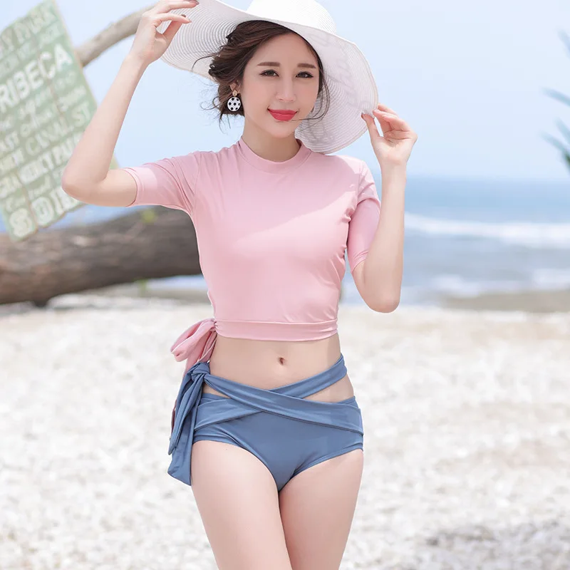 

2019 New Style Split Type Triangular Conservative Slim Fit Slimming Half Sleeve Beach Swimsuit Women's