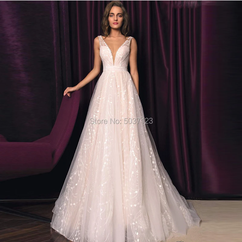

V Neck Tulle A Line Wedding Dresses Sequins Sparkling Sleeveless Court Train Backless Vestido De Noiva Bridal Wedding Gown