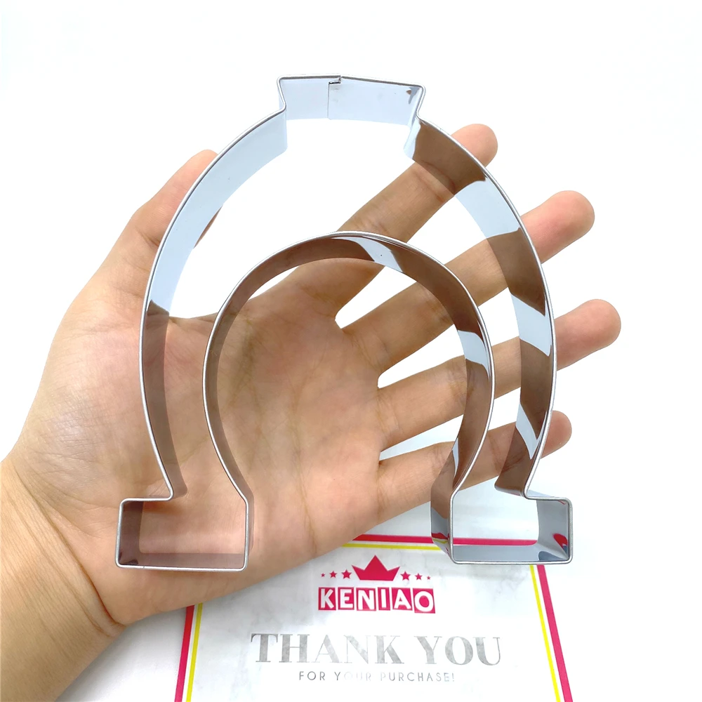KENIAO Horseshoe Cookie Cutter-11.5 x 11 CM-St. Patrick's Day Biscuit Fondant Bread Sandwich Mold Stainless Steel