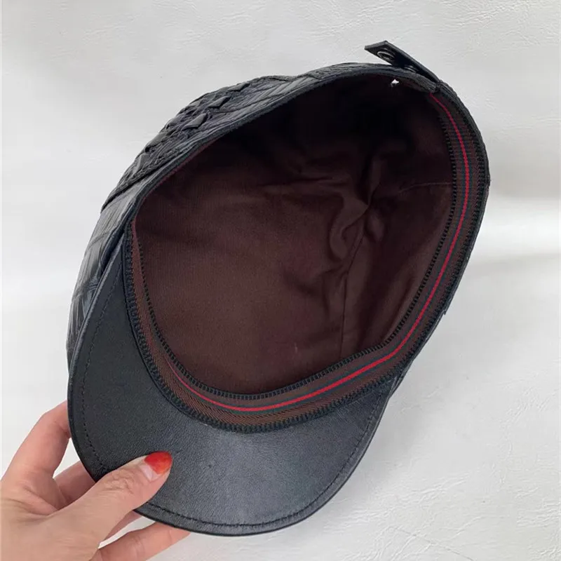 Рисунок 6 - Кепка мужская из натуральной крокодиловой кожи