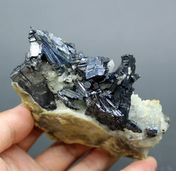 

183g Natural rare Stibnite mineral specimen stones and crystals healing crystals quartz gemstones Free mineral box