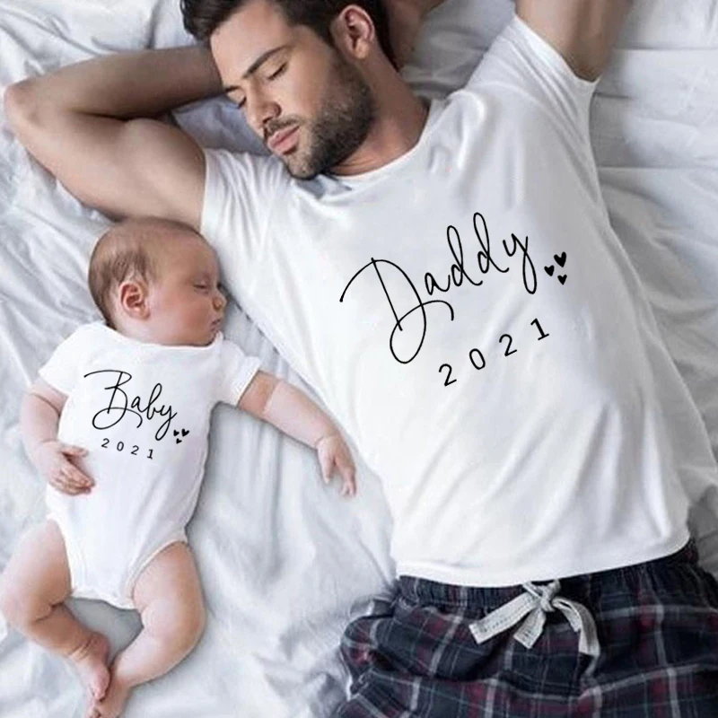 Ropa a juego divertida para papá y bebé, camiseta sencilla con apariencia familiar, para el embarazo, 2021