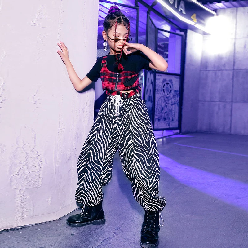 

Summer Girls Street Dance Costume Suit 3 Pcs Plaid Tops Loose Zebra Pattern Sweatpants Hiphop Jazz Performance Dancewear YS1787