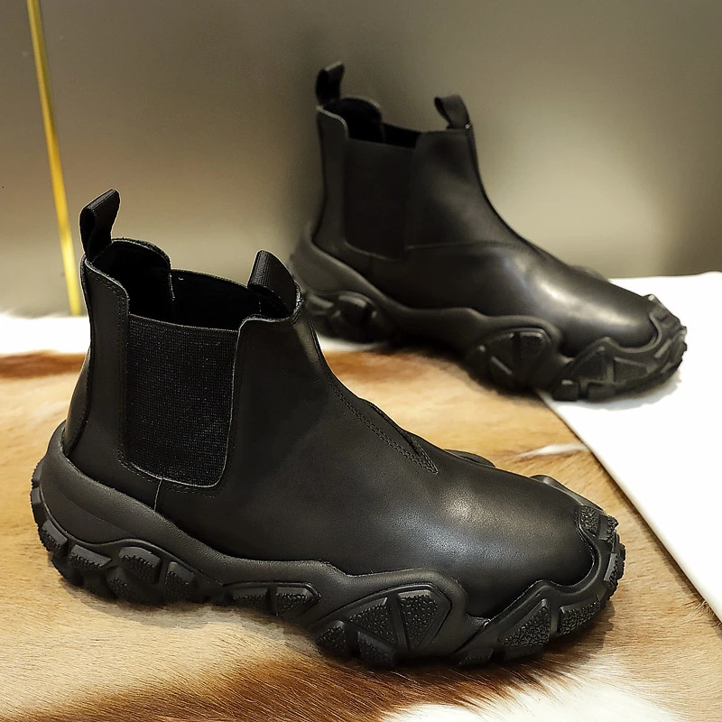 

BELLECOMGenuine Leather Circle Head Do Used Chelsea Soft Sole Of Ankle Motion Leisure Time Woman Short Thick Soled Boots Boots