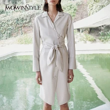 TWOTWINSTYLE кружевное платье из искусственной кожи для женщин воротник с лацканами с длинными рукавами и высокой талией платья женские осенние модные OL новые