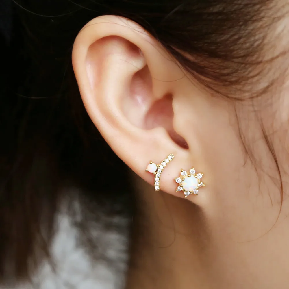 

2019 Korea Fashion style pave micro shiny CZ Withe Round fire Opal Stud Earring for cute girl women sun earring delicate jewelry