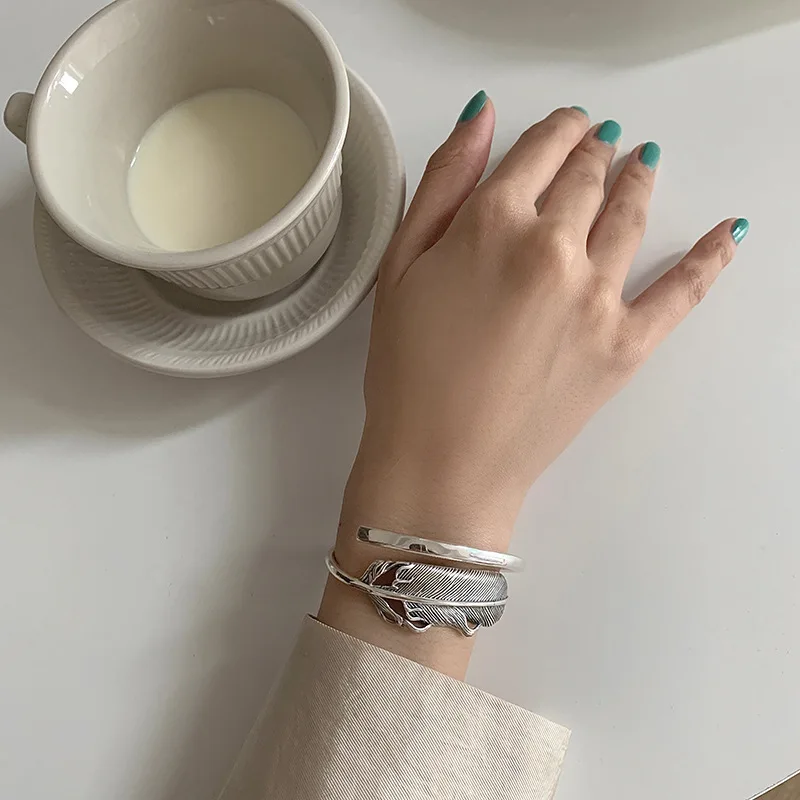 Bangle Bracelet Foxanry Stamp Bracelet for Women Summer Trendy Creative Vintage Feather Adjustable Jewelry Party Gifts