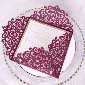 

50pcs Luxurious Burgundy Laser Cut Wedding Invitations with Gold Glitter Bottom Customized Print Insert Quinceanera Party Cards