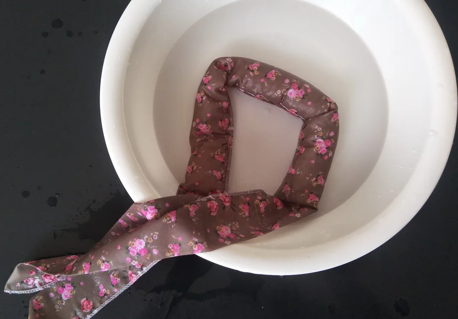 20Pcs Summer Neck Cooler Scarf Fashion Multifunction Non-toxic Body Ice Cool Cooling Wrap Tie Headband Scarf Arm Wrist Headbands
