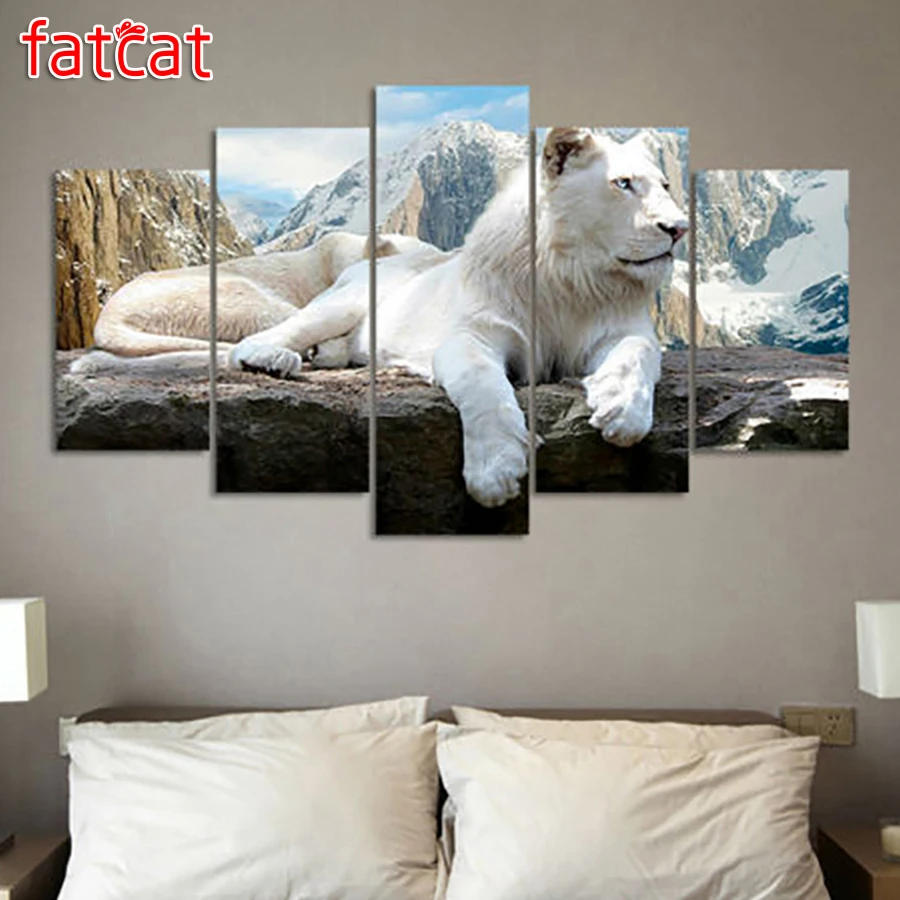 5 Panel White Lion Animal