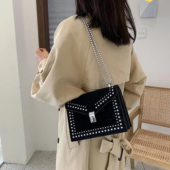 

Scrub Leather Small Shoulder Messenger Crossbody Bags For Women 2020 Designer Rivet Lock Handbags Female Travel Chain Bags