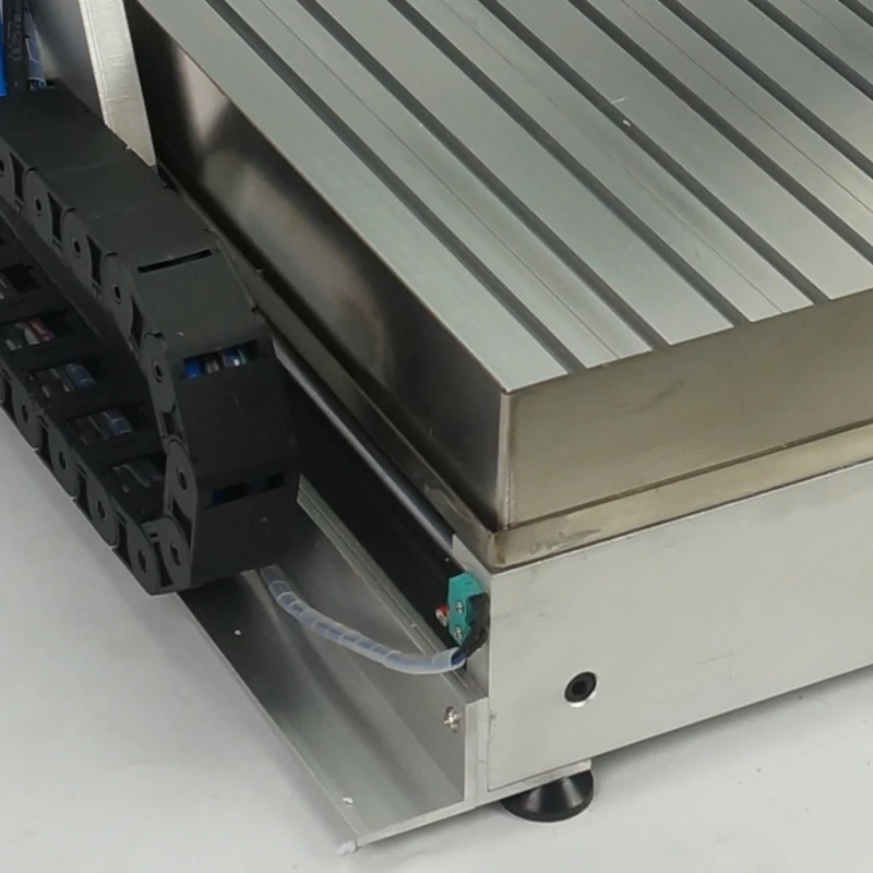 CNC Router 6040Z with water tank (9)