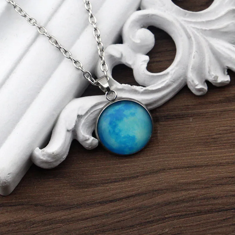 Glow in the Dark Pendant Necklace Luminous Star Series Moon Planet Necklaces Charm Link Chain Jewelry For Men Women