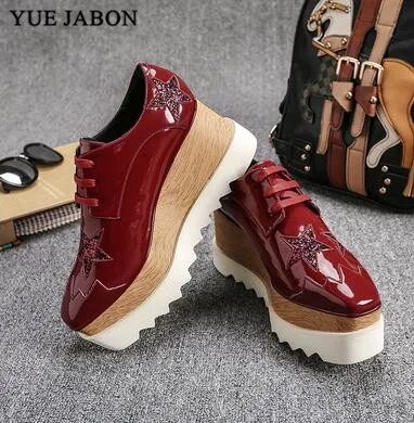 Красные кроссовки с аппликацией-звездой, увеличивающие рост, женские повседневные кроссовки со шнурками на платформе 8 см, женская обувь из натуральной кожи для девочек