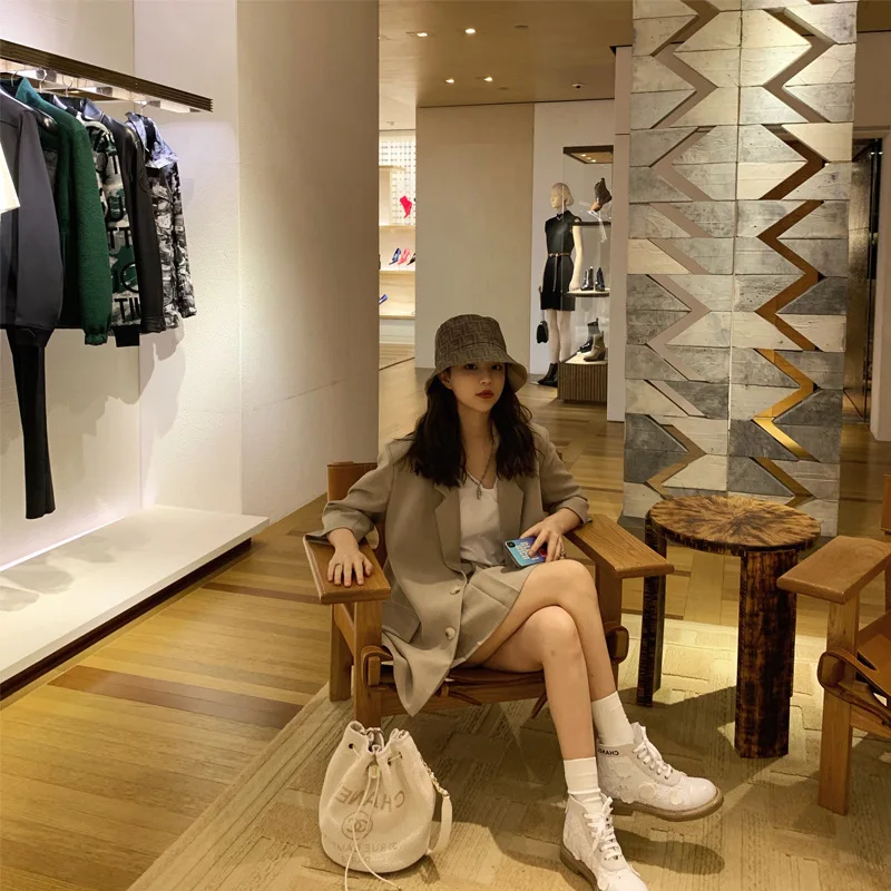 

2019 Summer Network Red Black Small Suit Coat Women's Korean-style Loose-Fit British-Style Suit Pleated Skirt Two-Piece Set