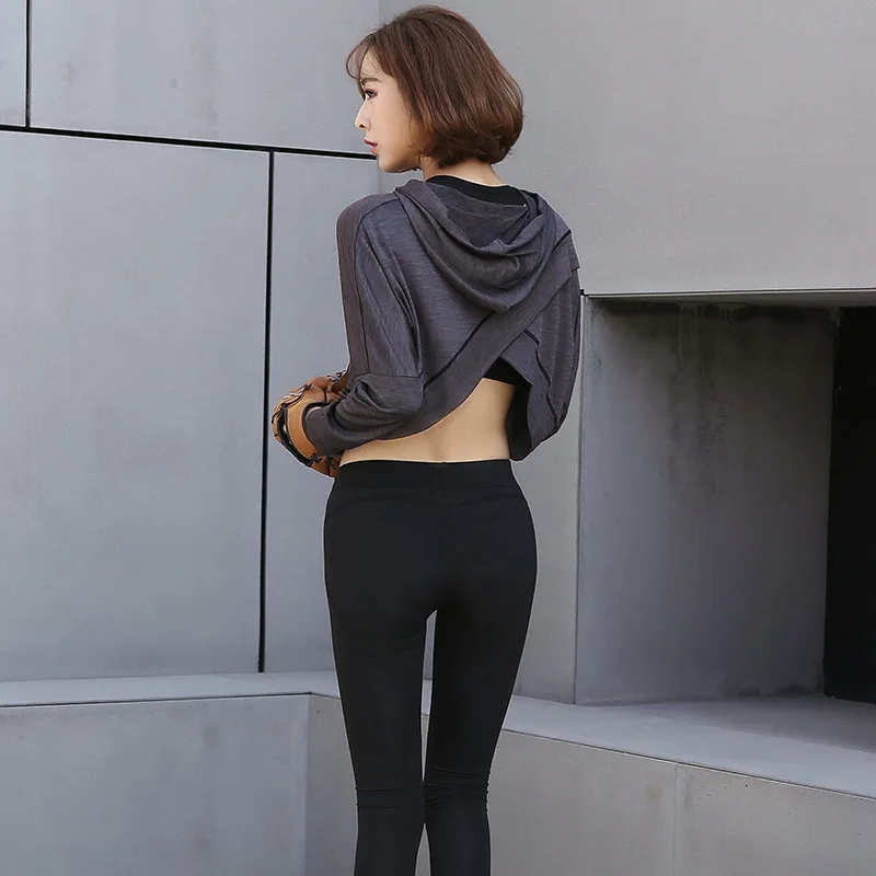 

Hooded Running Shirts Gym Tops 2018 Sports Long Sleeves Sweatshirts Jersey Quick Dry Women Tank Top Fitness Female Sportswear