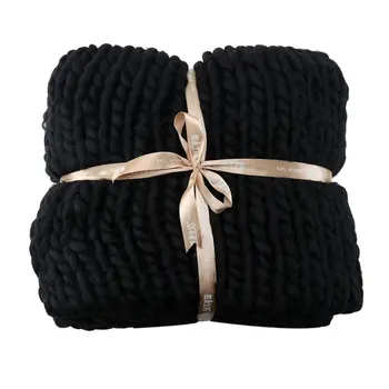 

Hand Made Thick Knitting Line Braided Carpet Bedroom Rug Kids Soft Nap Blanket Natural And Warm Home Decor