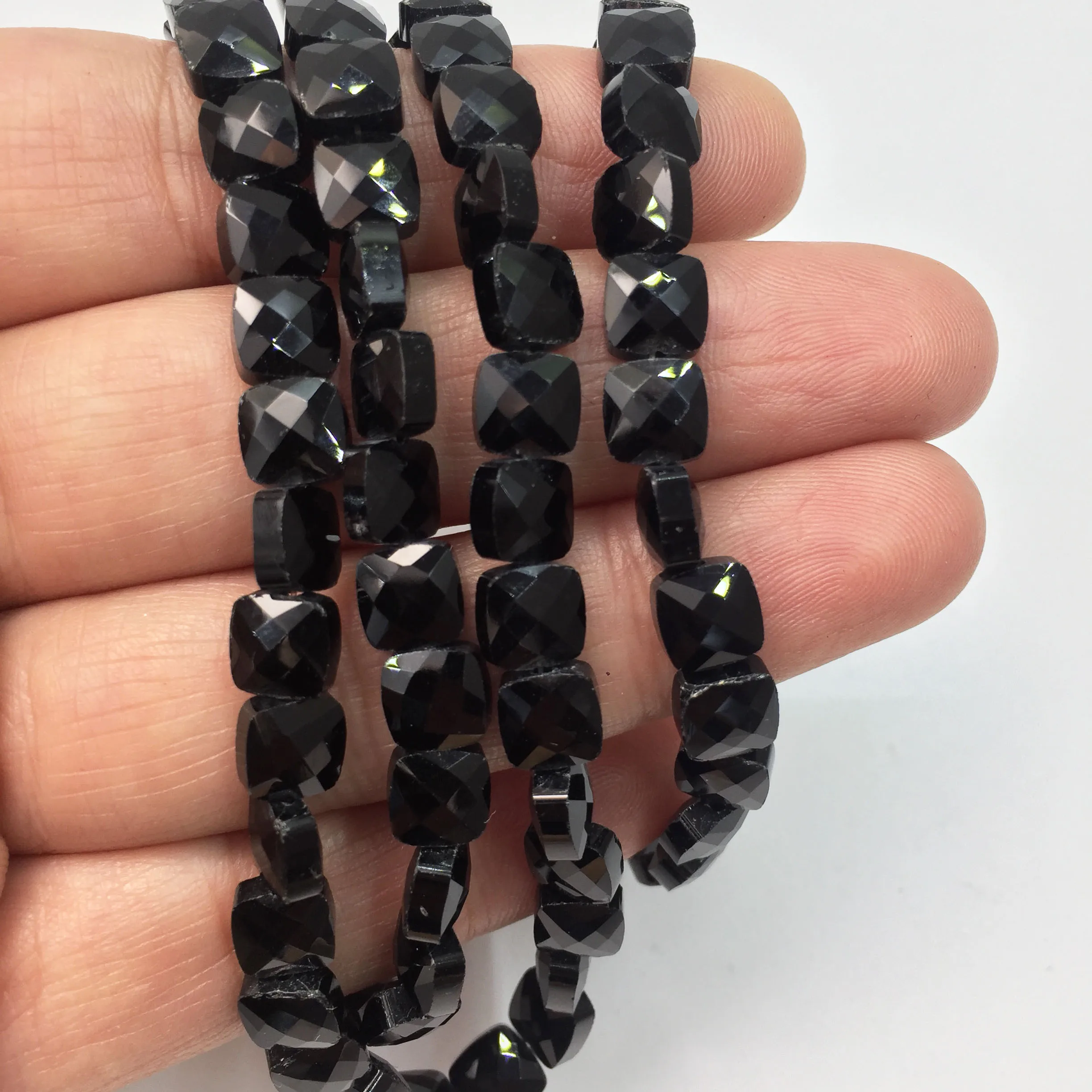 Eruifa 20 шт 6 мм Черные Квадратные граненые бусины подвески ювелирные изделия DIY ручной работы серьги ожерелье браслет 6 цветов