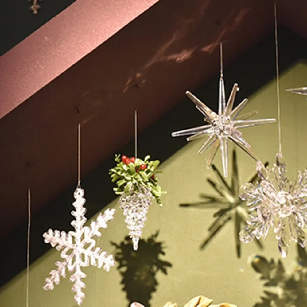 

Christmas Pendants Transparent Acrylic Snowflake Shaped Hanging Ornaments DIY Mall Crystal Stars Lamp Decoration Drop Ornament