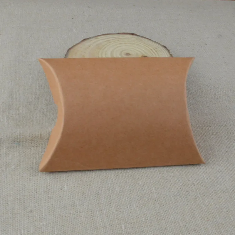 

12pcs Favor Candy Dragee Box Bag New Craft Paper Pillow Shape Wedding Favor Gift Boxes Pie Party Box Bags Eco Friendly Kraft