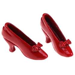 Accessoires miniatures pour maison de poupée 1:12, 1 paire, chaussures rouges à talons hauts, chaussures de princesse, accessoires pour poupées 