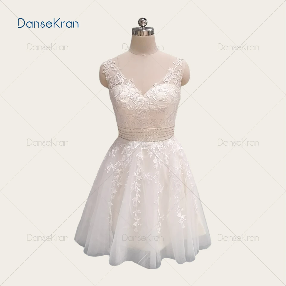

Ivory Applique Homecoming Dresses With Beaded Belt V-Neck Short Tulle Prom Gowns Zipper Up Back A-Line Short Graduation Dresses