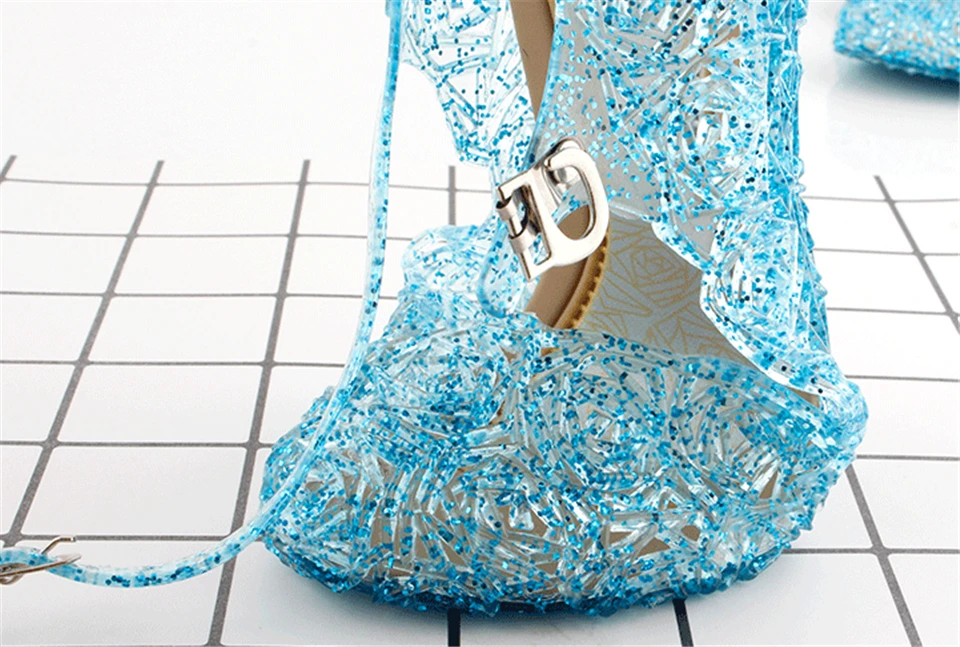 4111465298_2069472545