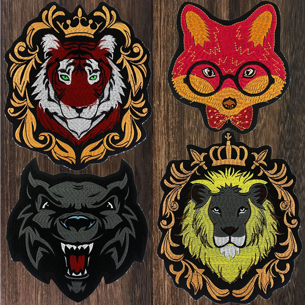 

Crown Tiger Lion Patches Wolf Fox Embroidery Iron on Stickers Applique DIY T-shirt Accessories Backpack Decoration 1pc TH1755