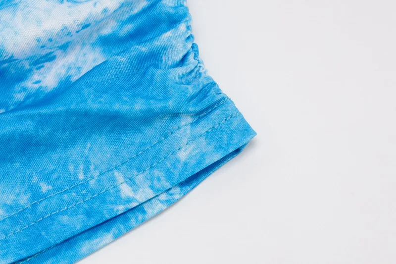 14326098564_1963300012